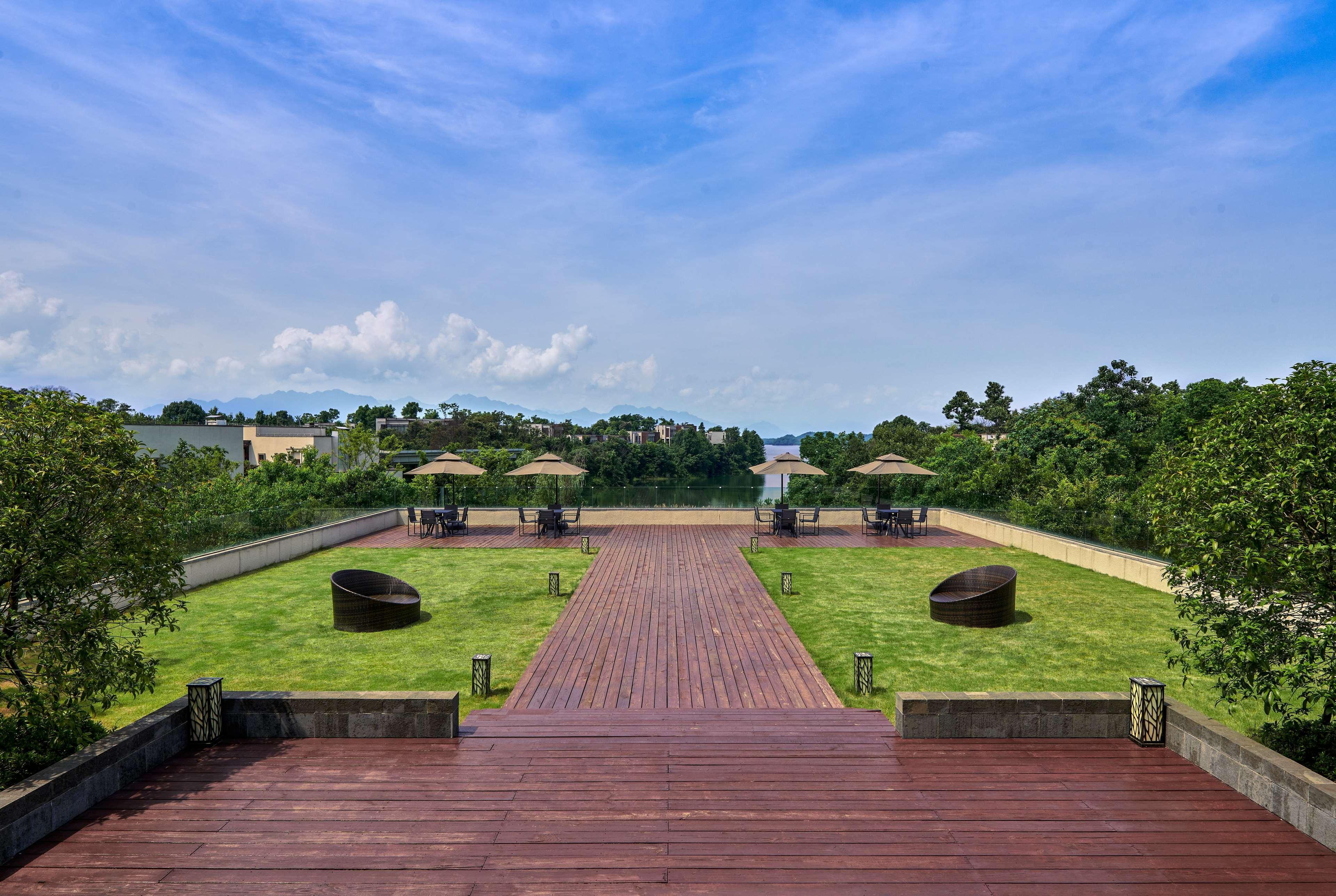 Lushan West Sea Resort, Curio Collection By Hilton Jiujiang  Exterior foto